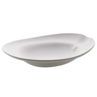 Day and Age Shell Rimmed Deep Plate WHITE 26cm       